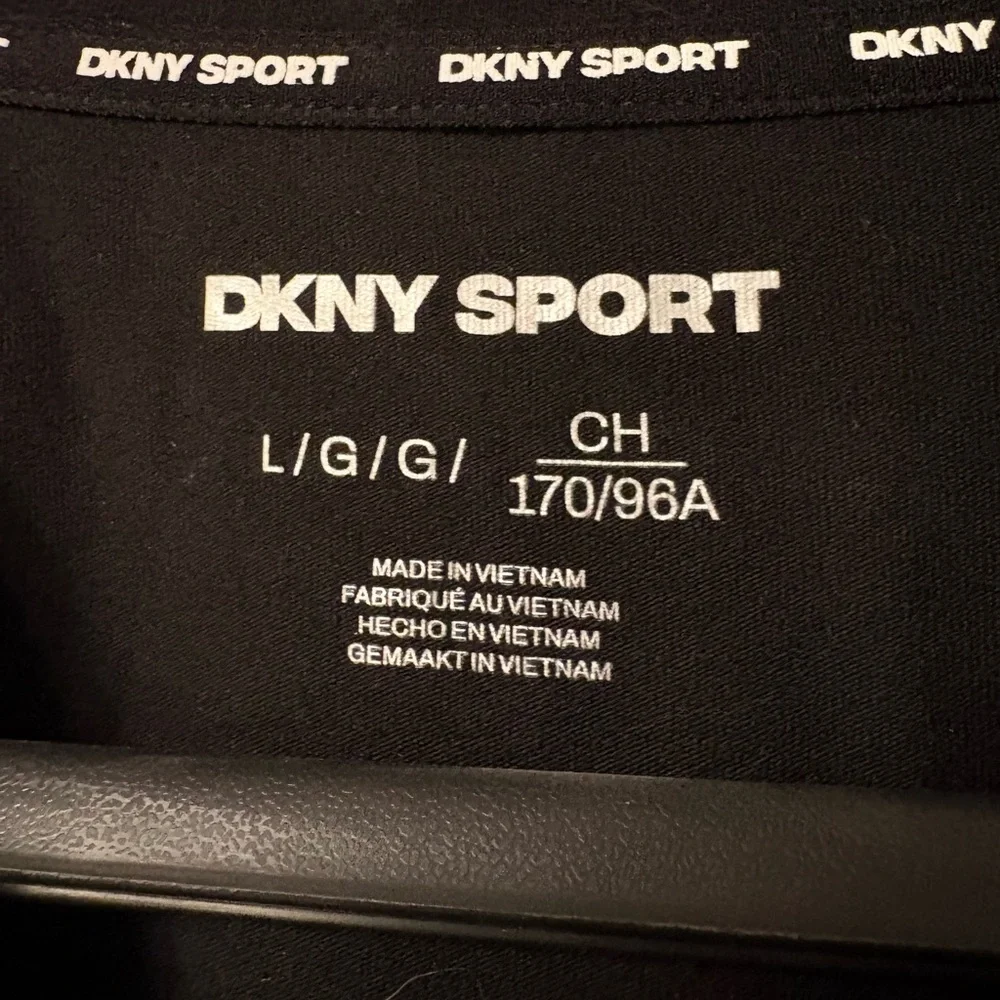 DKNY Sport Black Tee with sparkly Logo - Picture 2 of 5